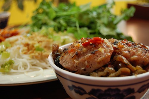 Bun Cha: Our Favorite Vietnamese Dish thumbnail