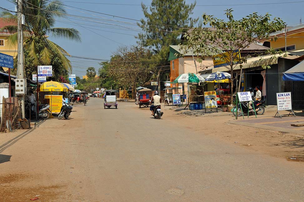 CambodiaStreet-min