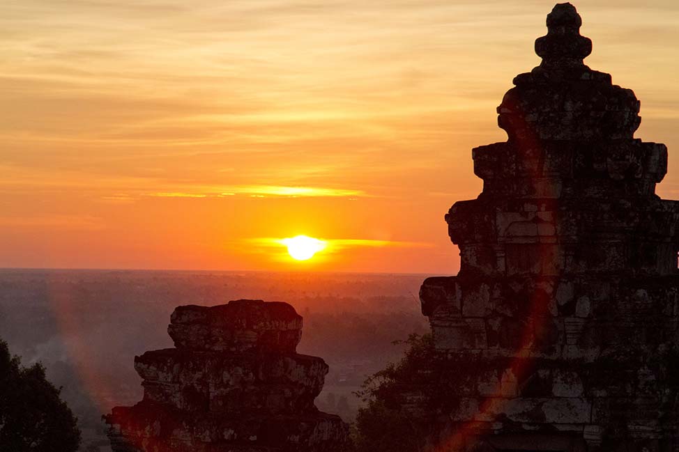 AngkorSunset-min