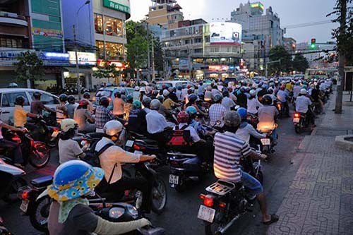 The Heat is on in Saigon thumbnail