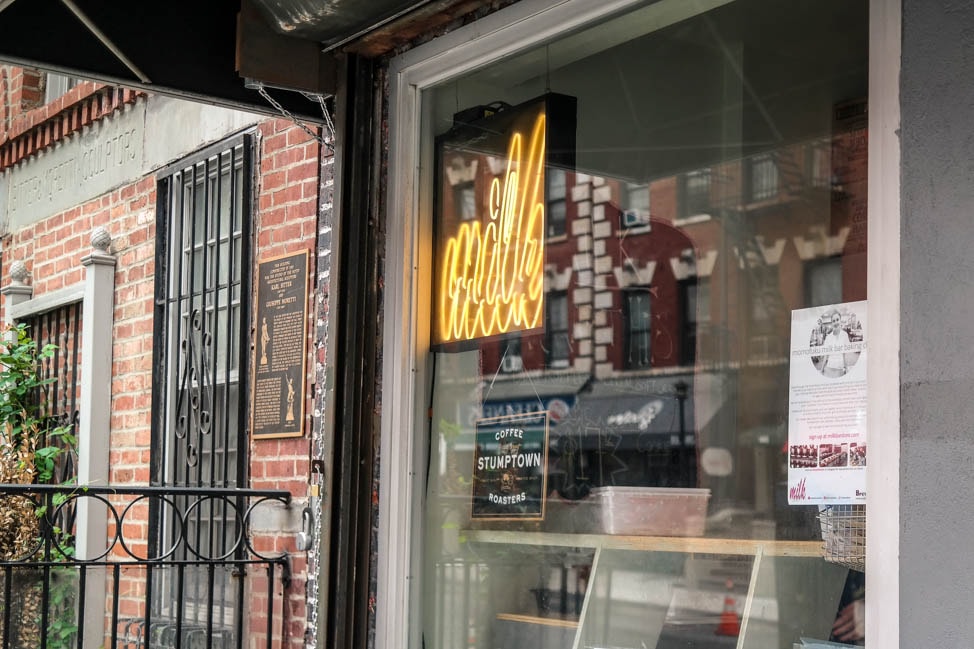 east village neighborhood guide: momofuku milk bar