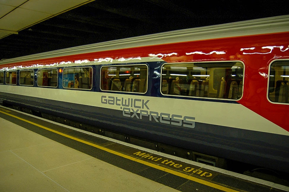 London Airport Guide