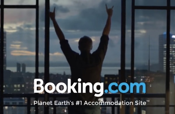 BOOKING.COM