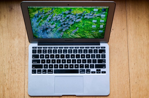 MACBOOK AIR 13”