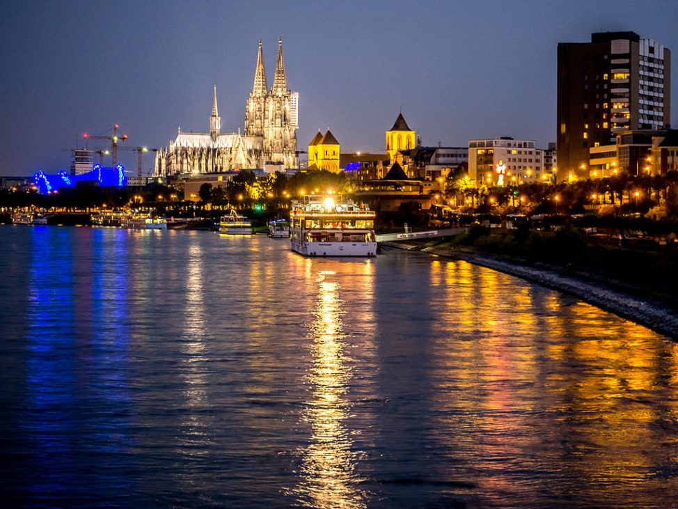 River Cruises: docking in the heart of a city