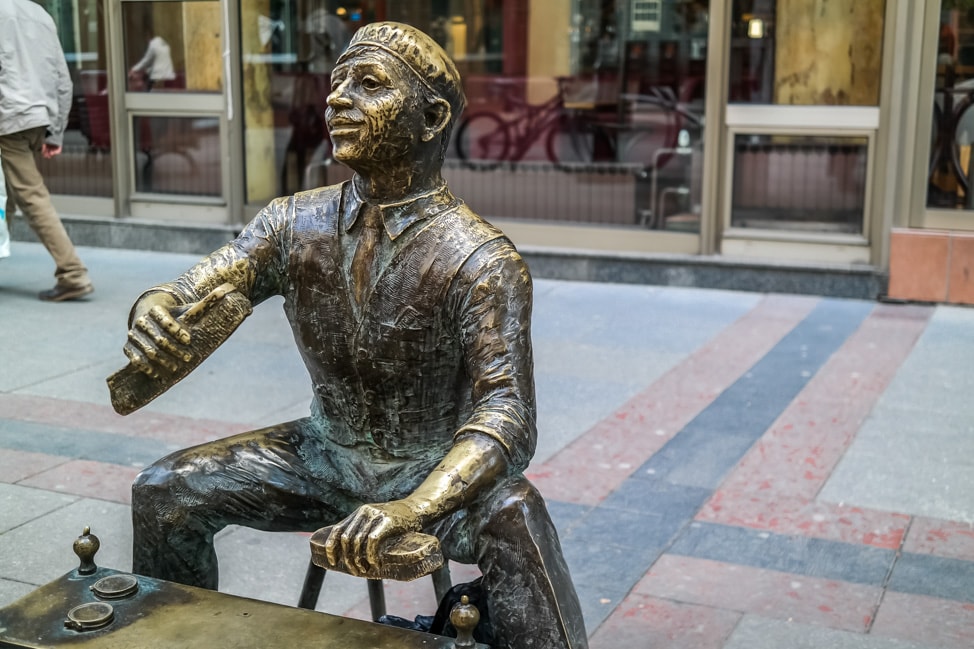 skopje 2014 shoe shiner