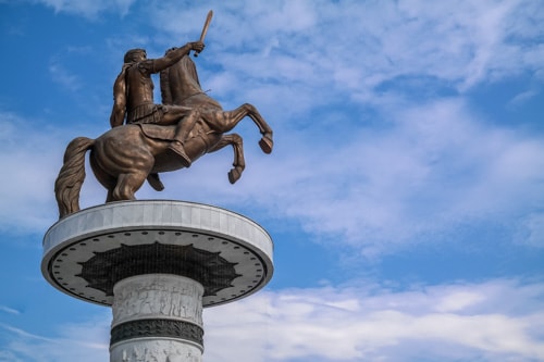 skopje 2014: so many statues