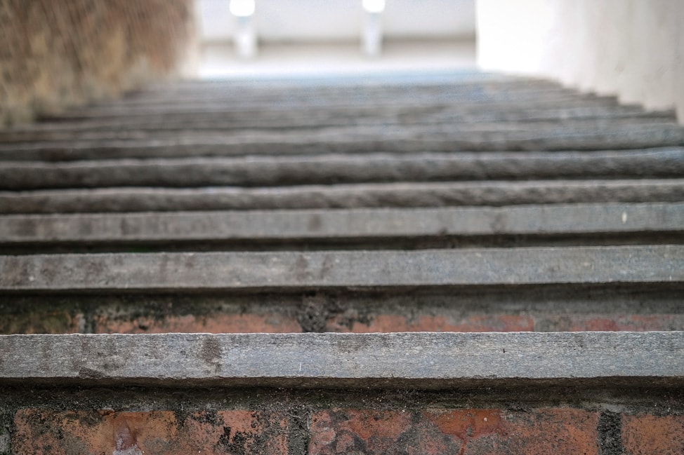 hiking in italy stairs