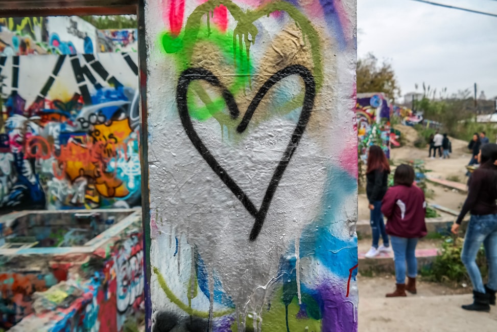 austin city heart spray paint