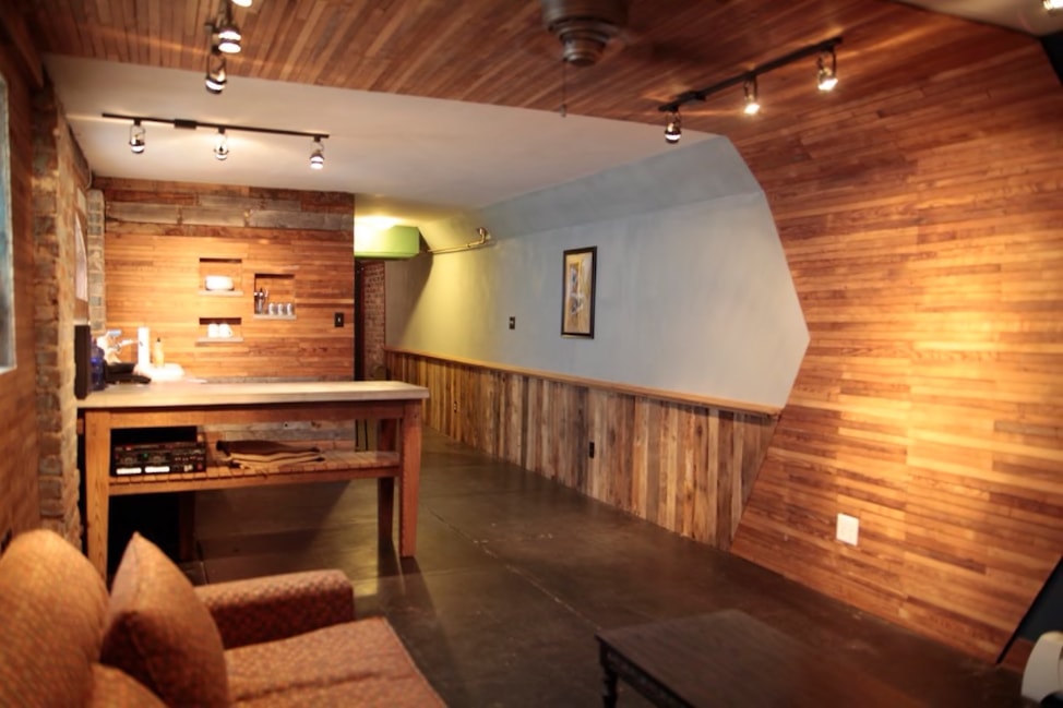 7 Airbnb tips for first time users: A funky apartment in New Orleans