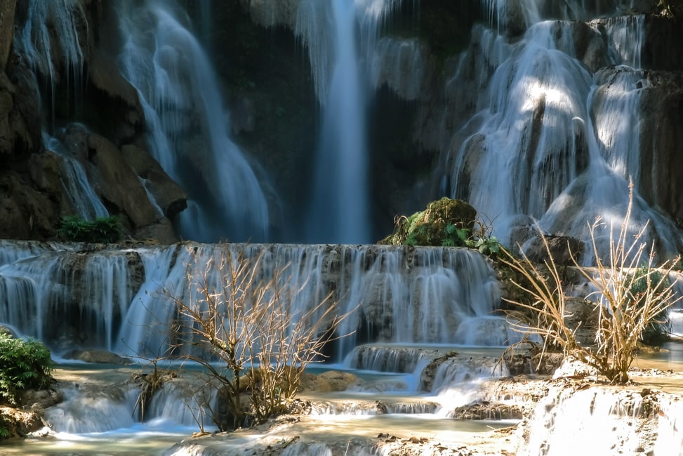 visiting kuang si falls